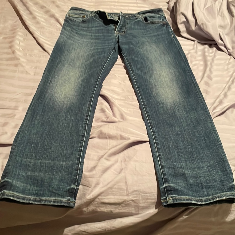 American Eagle flex straight blue jeans. 33x30.